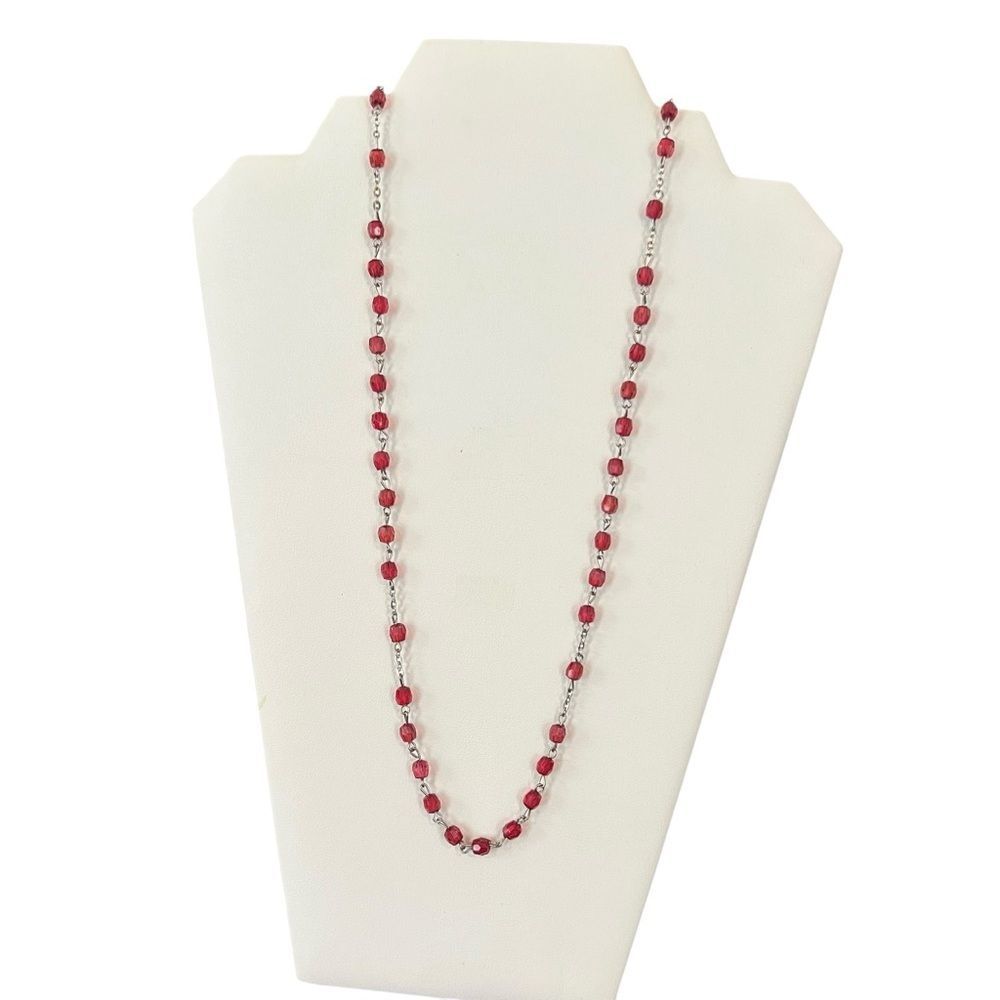 Elegant Red Beaded Necklace